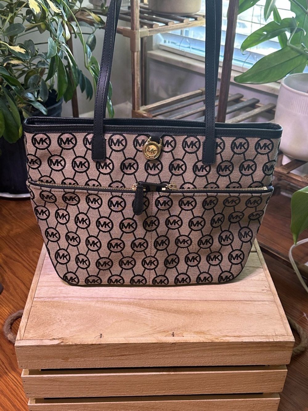 Michael Kors MK Signature Tote Bag Brown Tan Logo Shoulder Handbag Purse